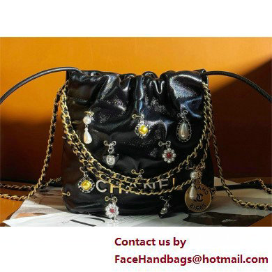 Chanel Shiny Lambskin, Bijoux Charms & Gold-Tone Metal CHANEL 22 Mini Handbag AS3980 Black